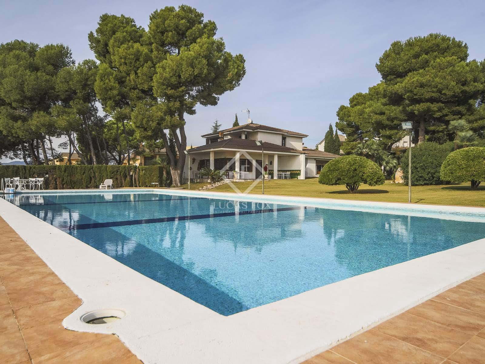 5 soveværelse Villa til salg i El Vendrell med swimmingpool garage - € 1.280.000 (Ref: 7897296)