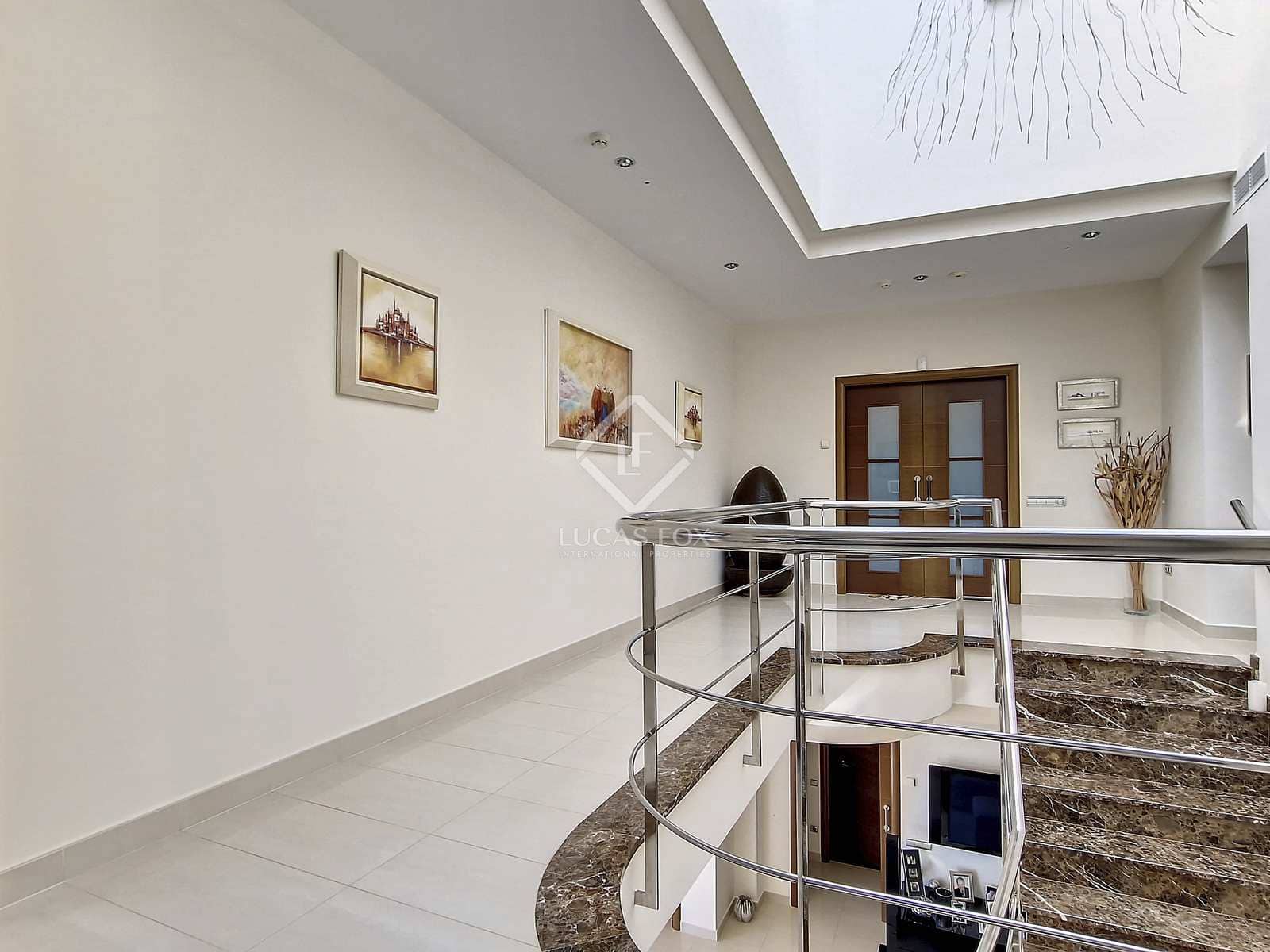 5 soveværelse Villa til salg i Cunit med swimmingpool garage - € 1.580.000 (Ref: 7897298)