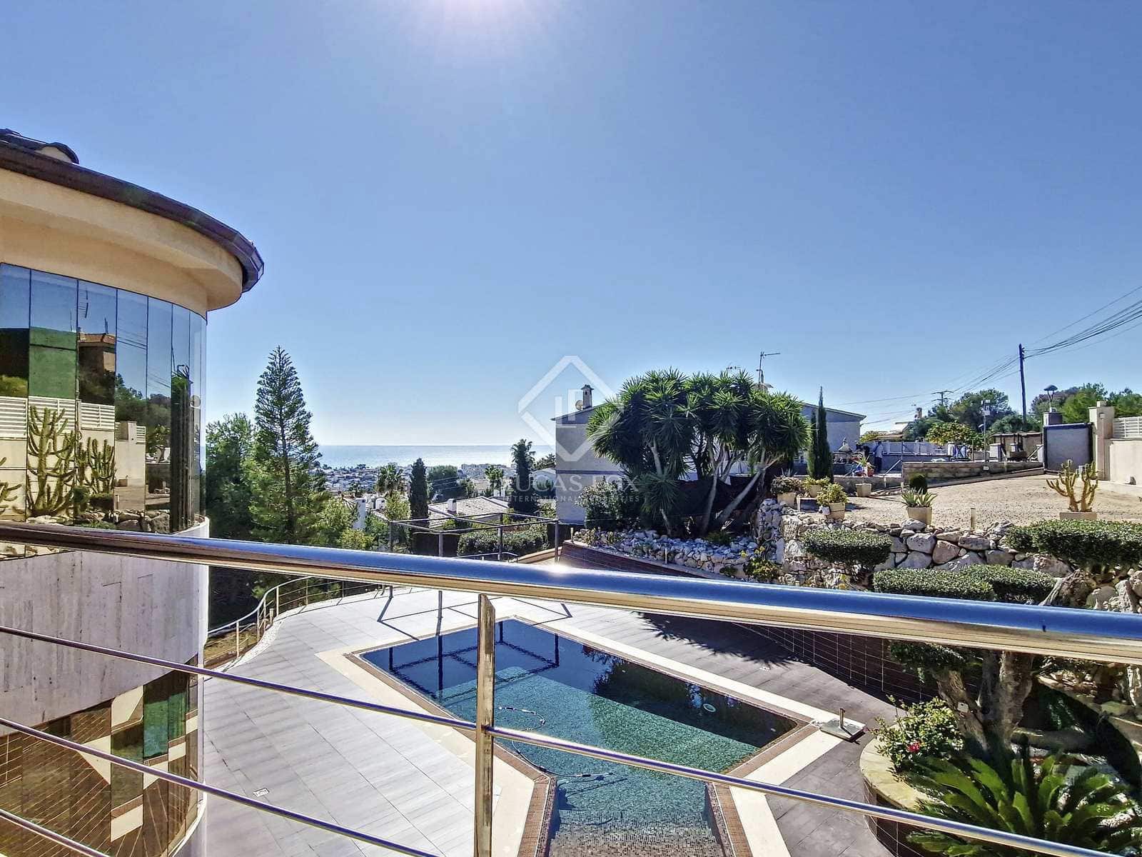 5 soveværelse Villa til salg i Cunit med swimmingpool garage - € 1.580.000 (Ref: 7897298)