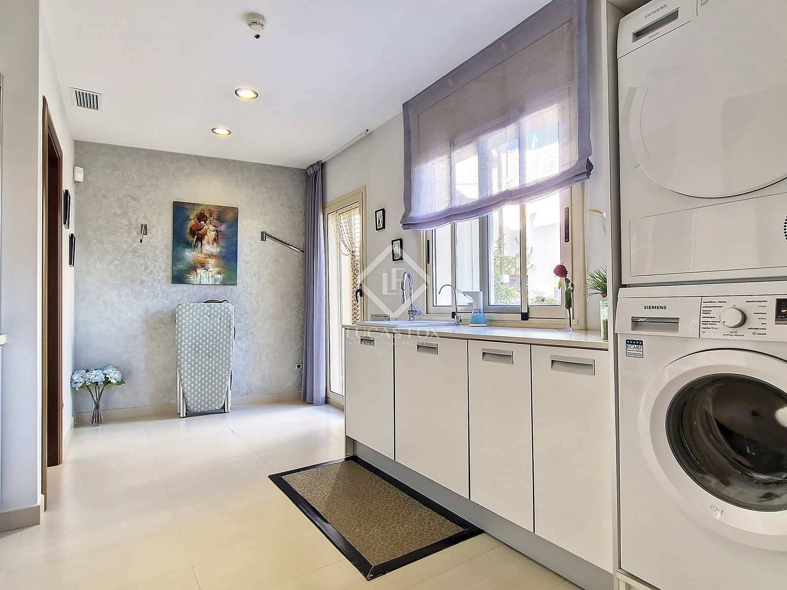 5 soveværelse Villa til salg i Cunit med swimmingpool garage - € 1.580.000 (Ref: 7897298)