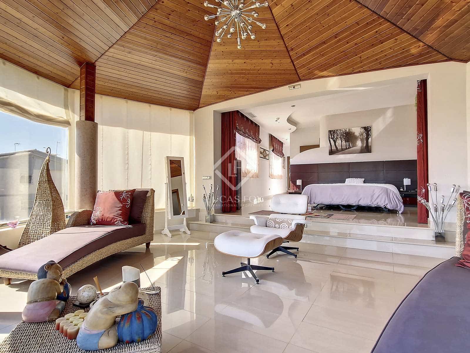 5 soveværelse Villa til salg i Cunit med swimmingpool garage - € 1.580.000 (Ref: 7897298)