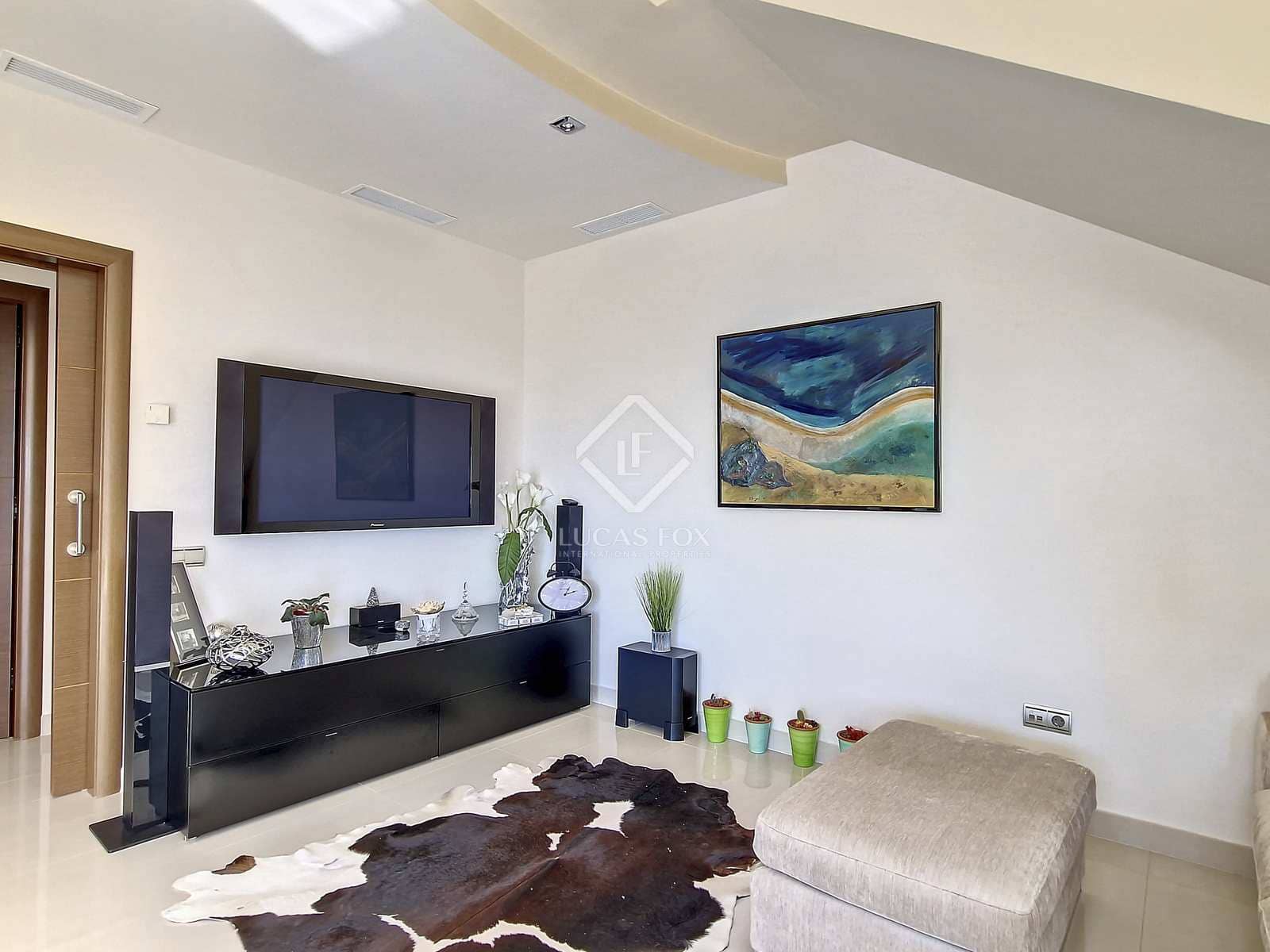 5 soveværelse Villa til salg i Cunit med swimmingpool garage - € 1.580.000 (Ref: 7897298)