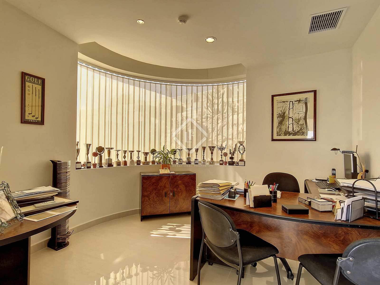 5 soveværelse Villa til salg i Cunit med swimmingpool garage - € 1.580.000 (Ref: 7897298)