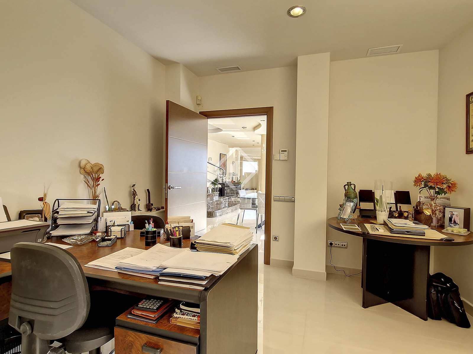 5 soveværelse Villa til salg i Cunit med swimmingpool garage - € 1.580.000 (Ref: 7897298)