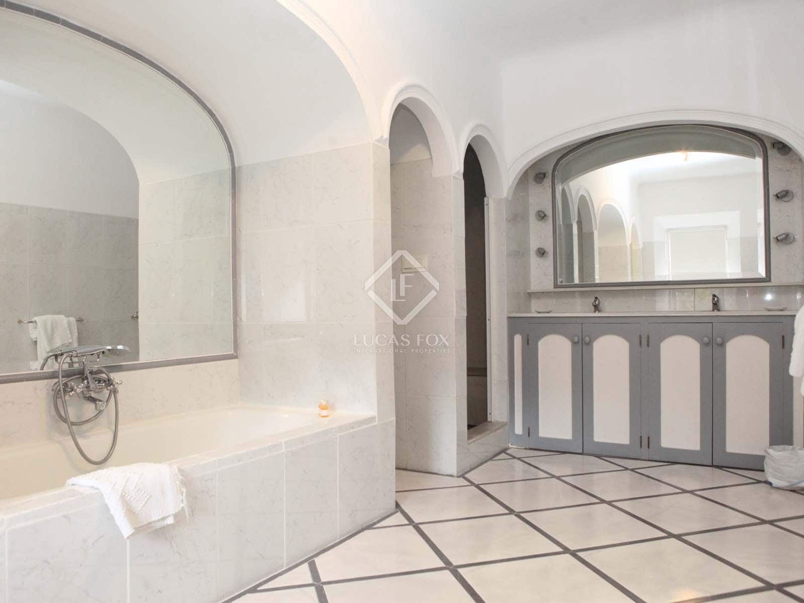 14 soverom Finca/Herregård til salgs i Otivar med svømmebasseng garasje - € 3 495 000 (Ref: 7898697)