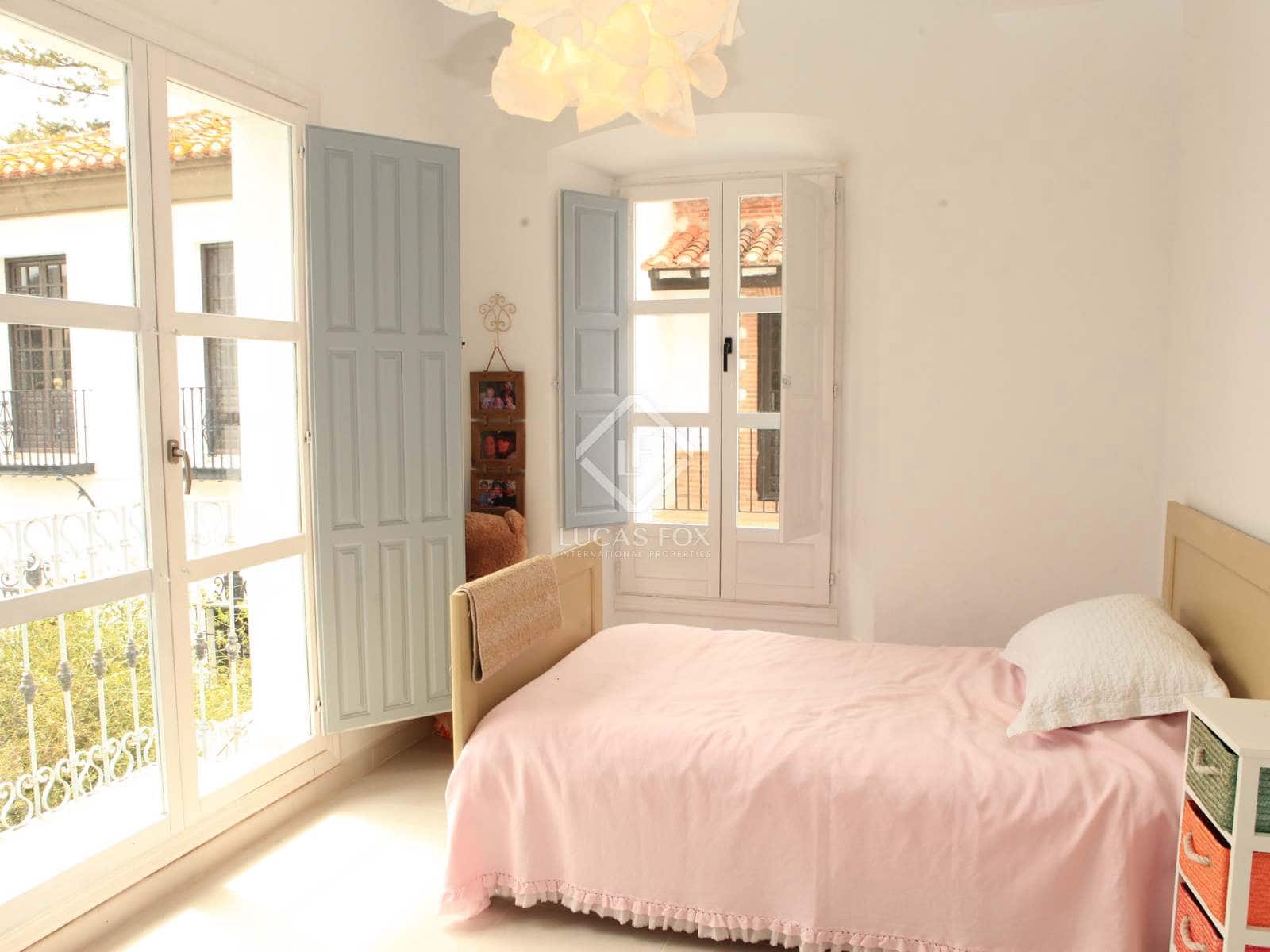 14 soverom Finca/Herregård til salgs i Otivar med svømmebasseng garasje - € 3 495 000 (Ref: 7898697)