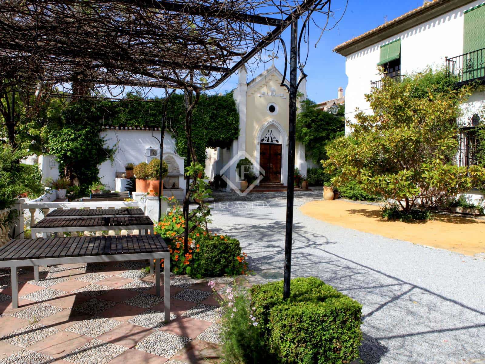 14 soverom Finca/Herregård til salgs i Otivar med svømmebasseng garasje - € 3 495 000 (Ref: 7898697)