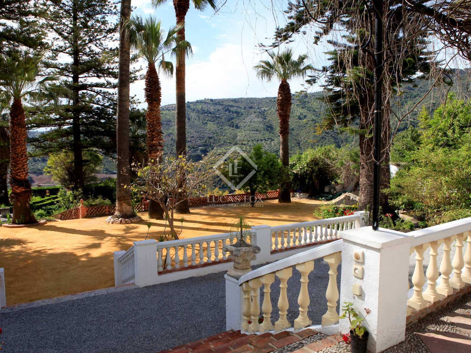 14 soverom Finca/Herregård til salgs i Otivar med svømmebasseng garasje - € 3 495 000 (Ref: 7898697)