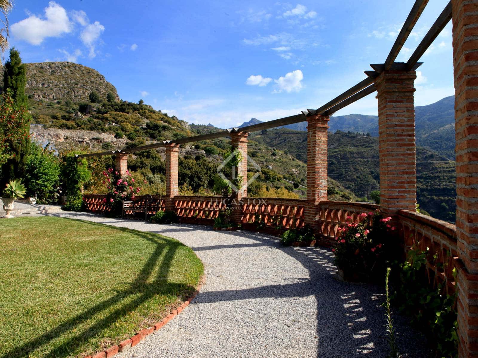 14 soverom Finca/Herregård til salgs i Otivar med svømmebasseng garasje - € 3 495 000 (Ref: 7898697)