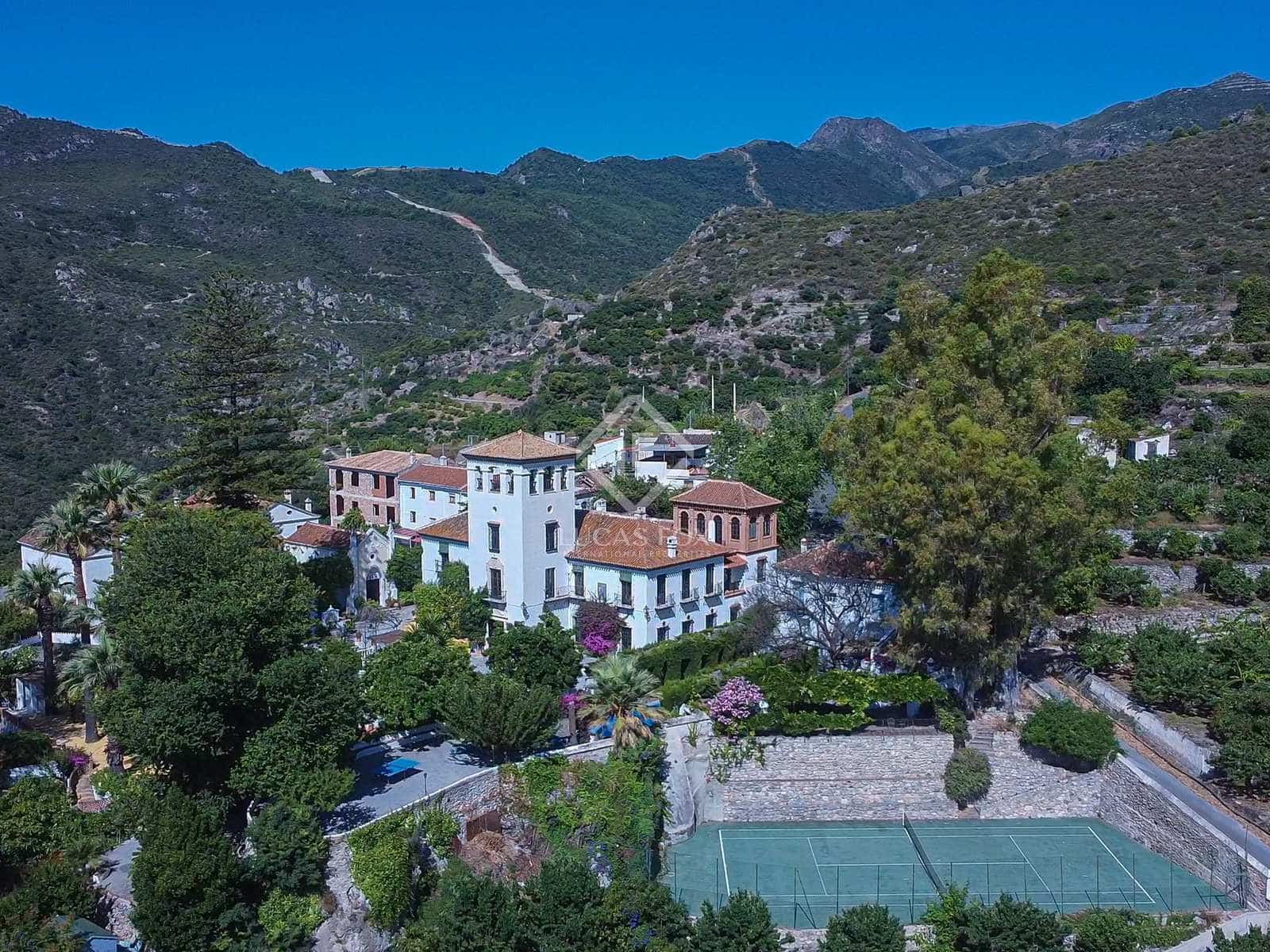 14 soverom Finca/Herregård til salgs i Otivar med svømmebasseng garasje - € 3 495 000 (Ref: 7898697)