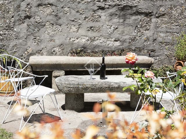 9 bedroom Finca/Country House for sale in Marcón, Pontevedra city with garage - € 1,500,000 (Ref: 7898700)