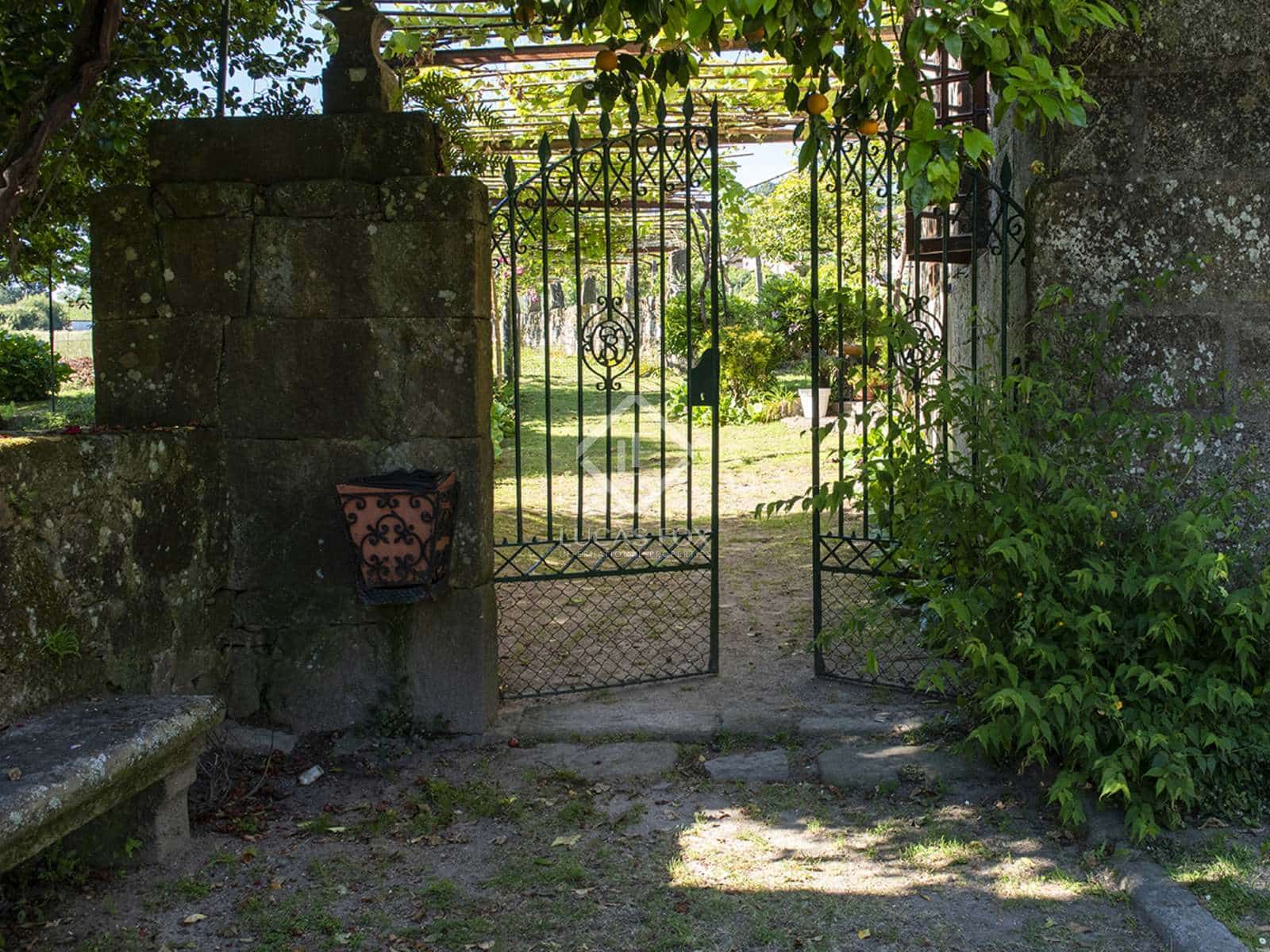 9 slaapkamer Finca/Landhuis te koop in Marcon met garage - € 1.500.000 (Ref: 7898700)