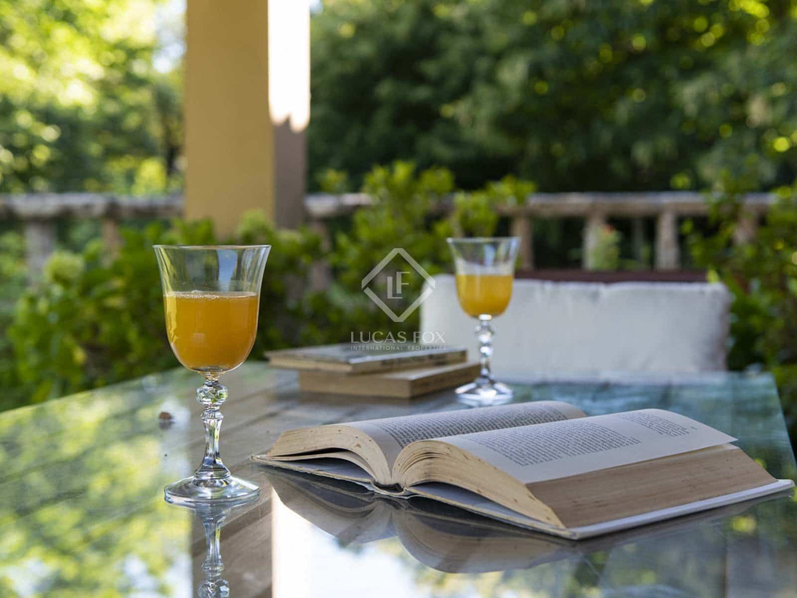 9 slaapkamer Finca/Landhuis te koop in Marcon met garage - € 1.500.000 (Ref: 7898700)