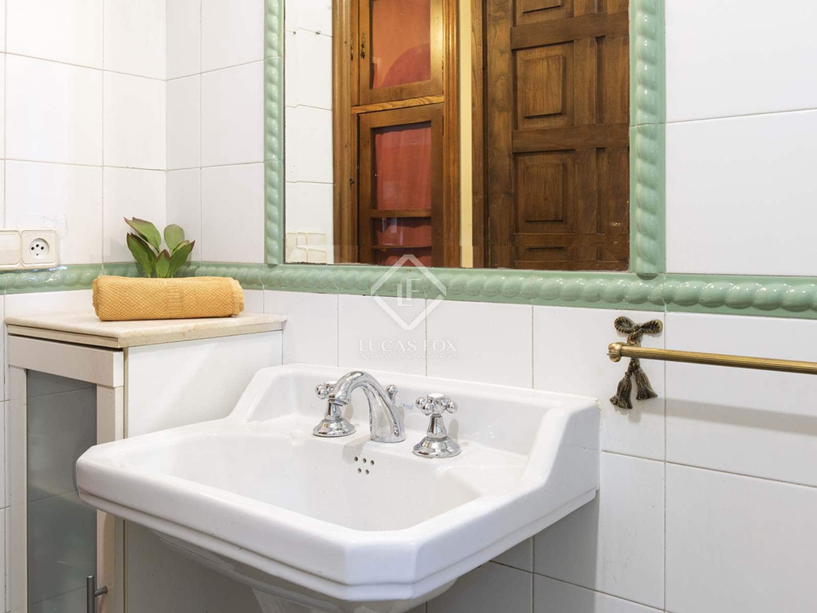 9 slaapkamer Finca/Landhuis te koop in Marcon met garage - € 1.500.000 (Ref: 7898700)