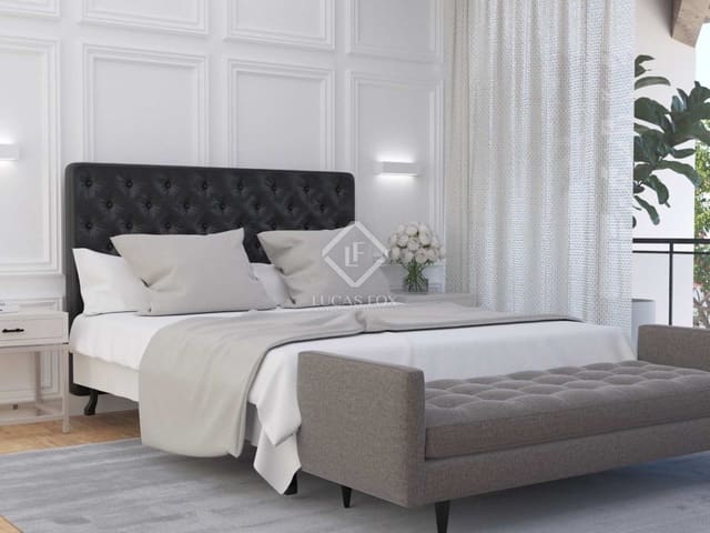 4 bedroom Villa for sale in Poio with pool garage - € 1,325,000 (Ref: 7898702)