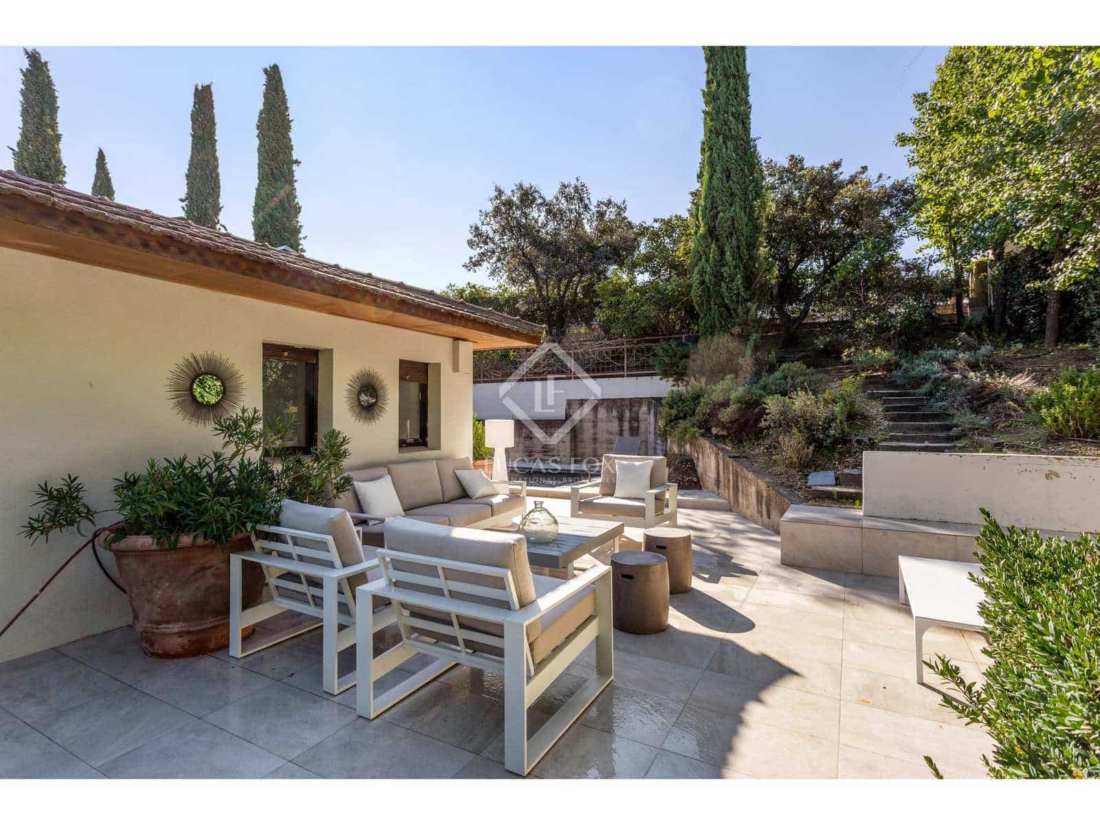 6 soveværelse Villa til salg i Madrid by med swimmingpool garage - € 2.190.000 (Ref: 7898705)