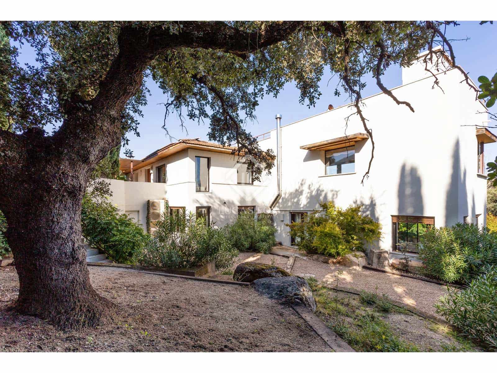 6 soveværelse Villa til salg i Madrid by med swimmingpool garage - € 2.190.000 (Ref: 7898705)