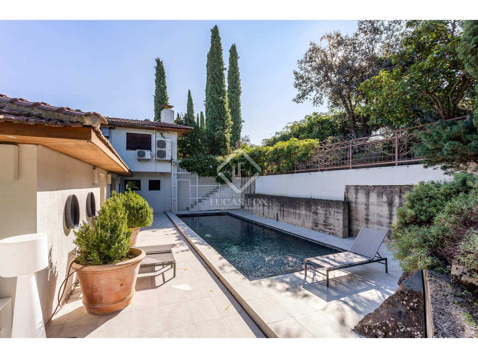 6 soveværelse Villa til salg i Madrid by med swimmingpool garage - € 2.190.000 (Ref: 7898705)