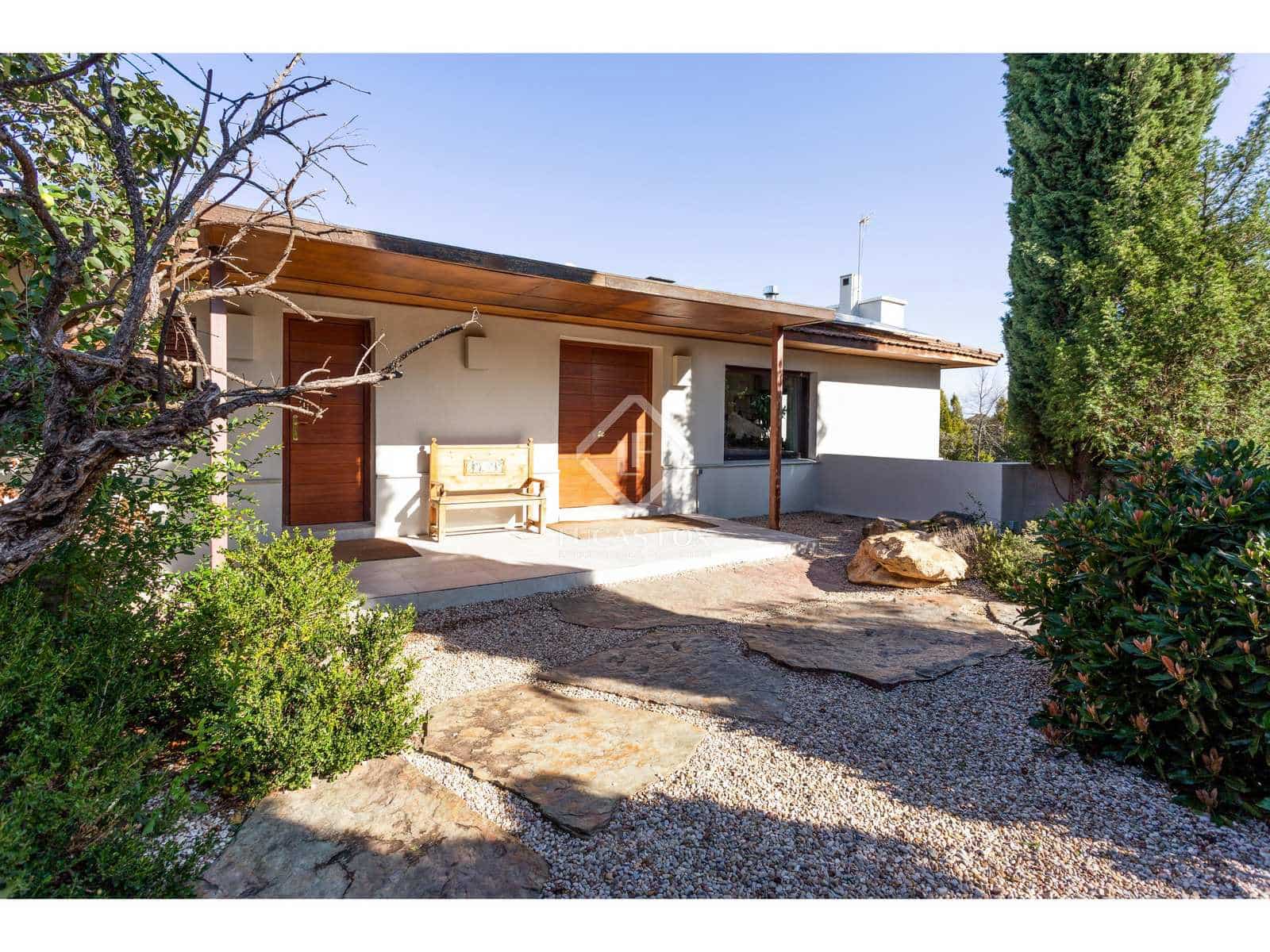 6 soveværelse Villa til salg i Madrid by med swimmingpool garage - € 2.190.000 (Ref: 7898705)