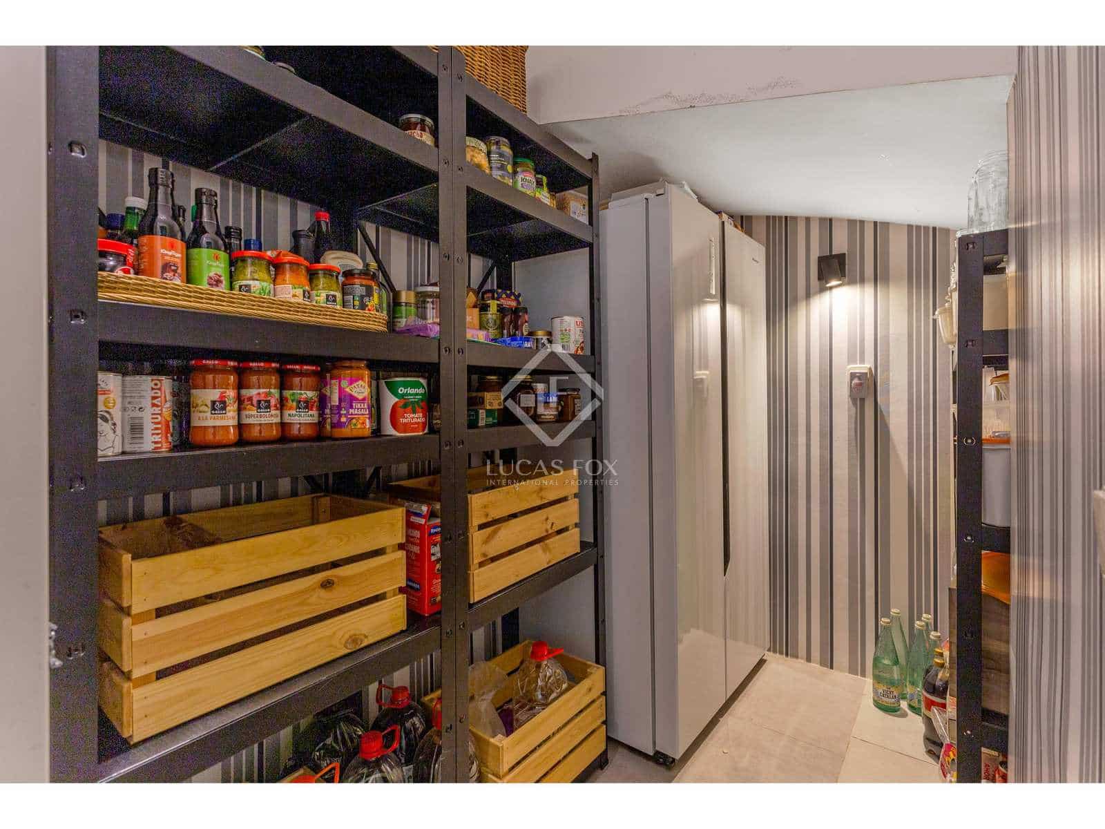 6 soveværelse Villa til salg i Madrid by med swimmingpool garage - € 2.190.000 (Ref: 7898705)