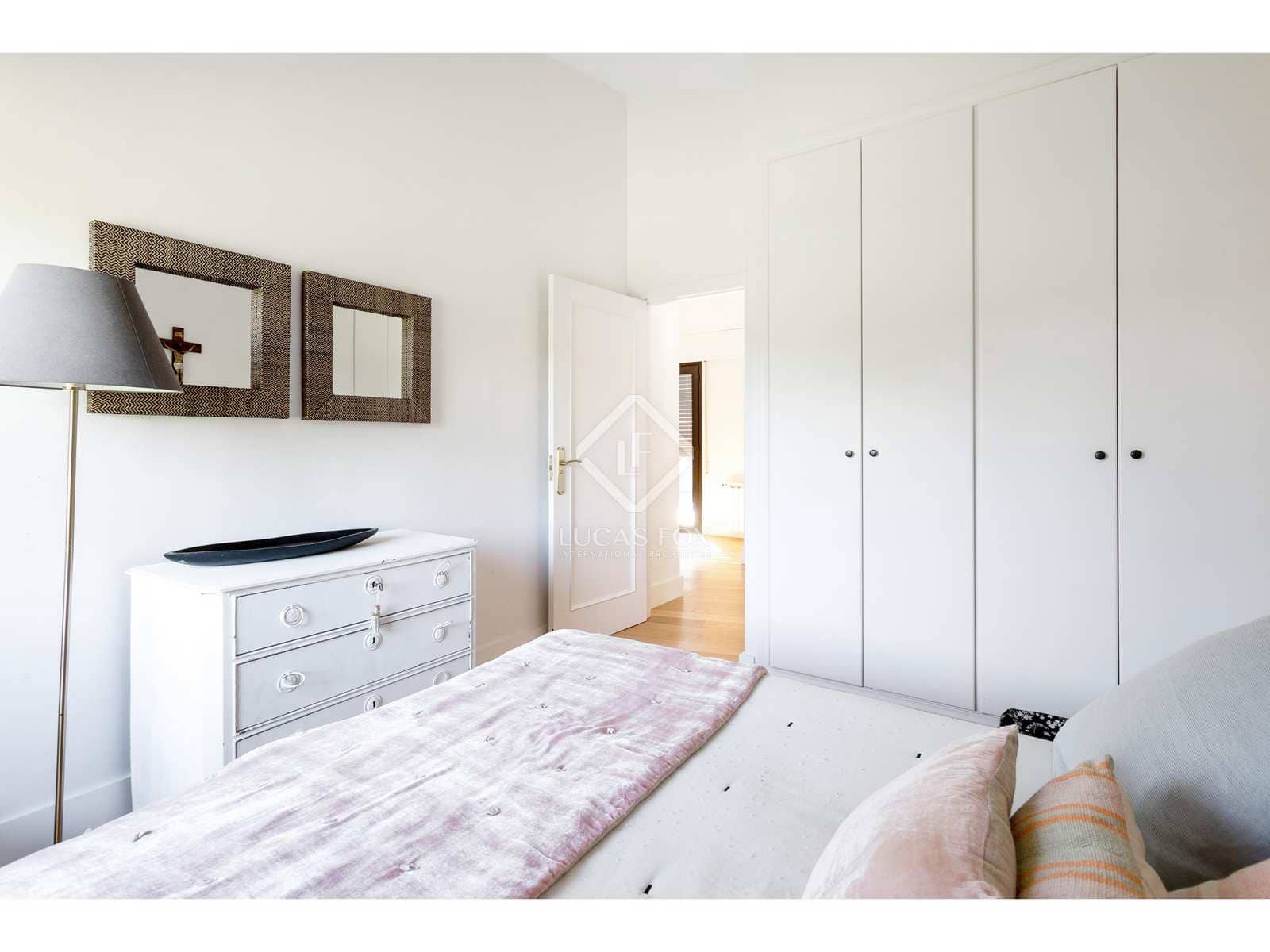 6 soveværelse Villa til salg i Madrid by med swimmingpool garage - € 2.190.000 (Ref: 7898705)