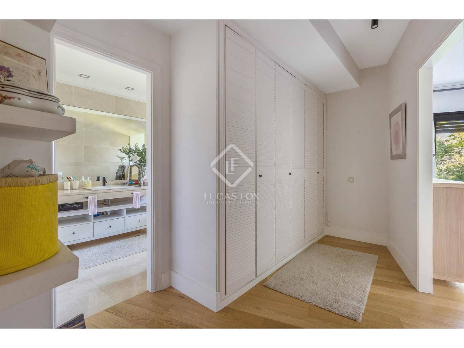 6 soveværelse Villa til salg i Madrid by med swimmingpool garage - € 2.190.000 (Ref: 7898705)