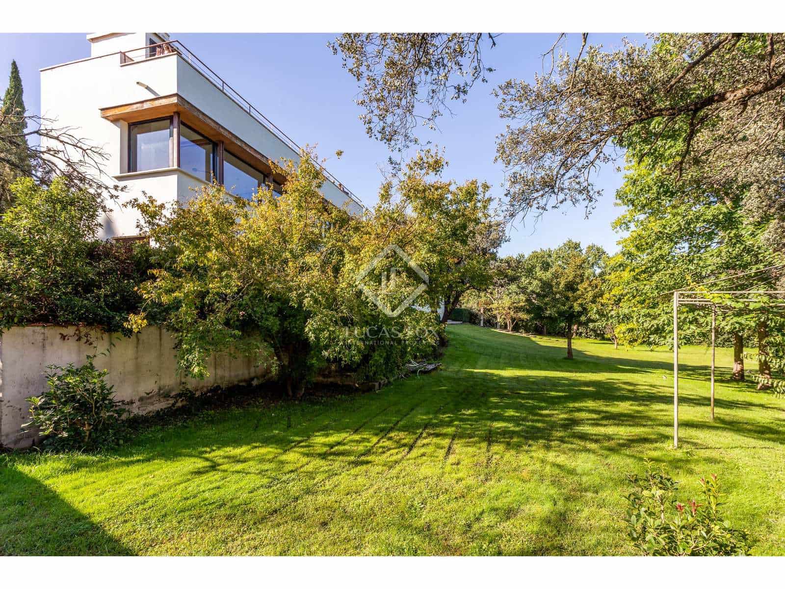 6 soveværelse Villa til salg i Madrid by med swimmingpool garage - € 2.190.000 (Ref: 7898705)