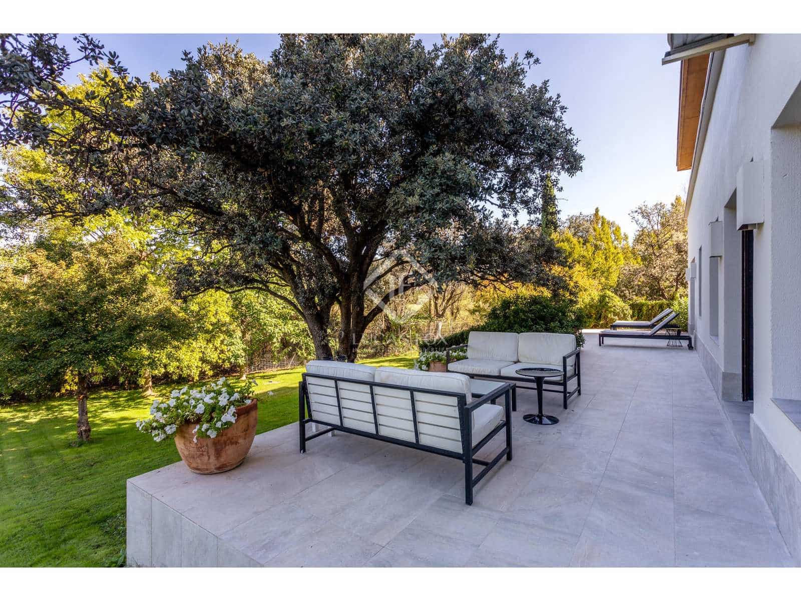 6 soveværelse Villa til salg i Madrid by med swimmingpool garage - € 2.190.000 (Ref: 7898705)