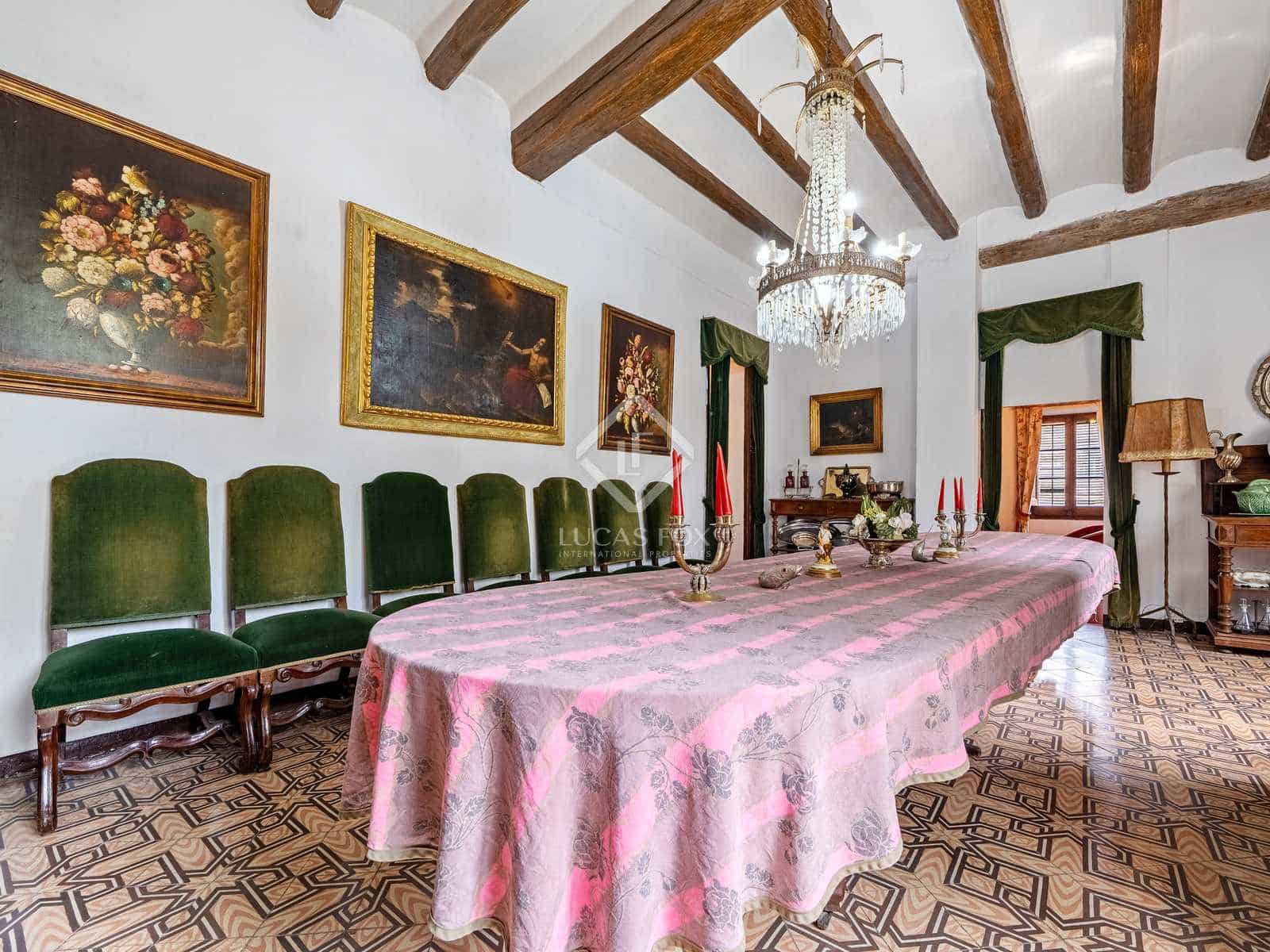 10 bedroom Villa for sale in Vinyols i els Arcs with garage - € 595,000 (Ref: 7898706)