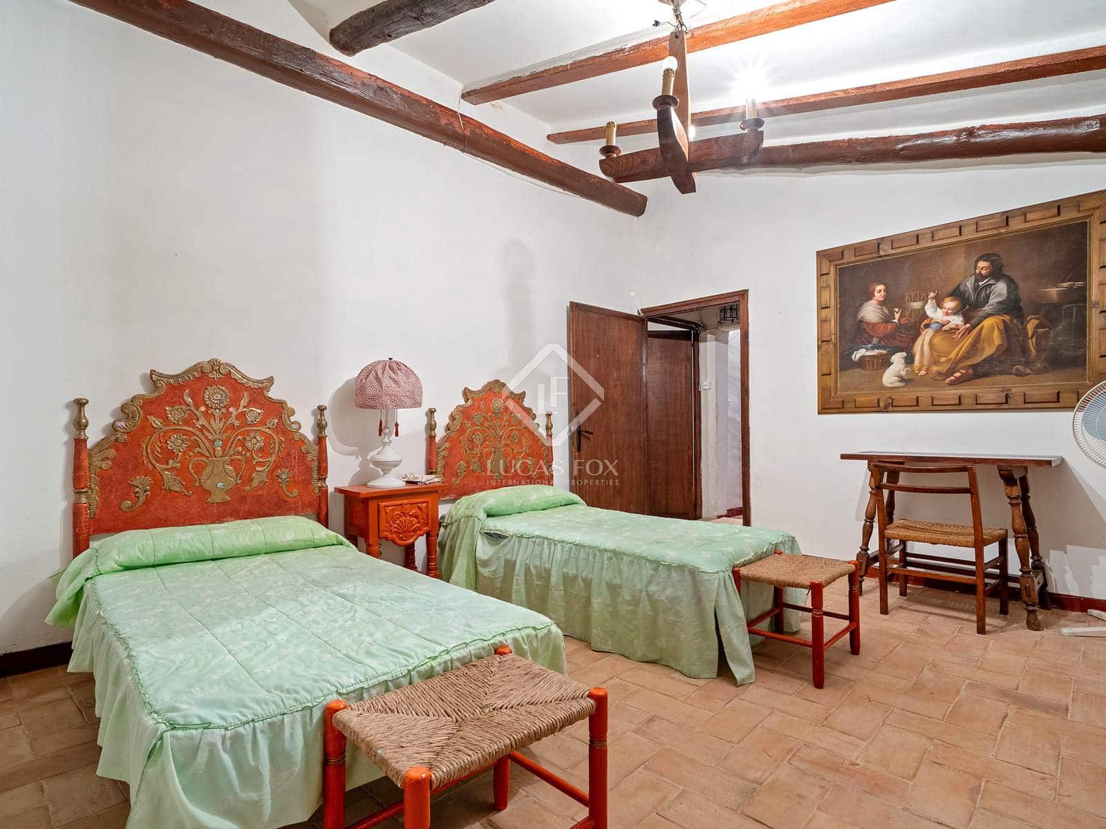 10 bedroom Villa for sale in Vinyols i els Arcs with garage - € 595,000 (Ref: 7898706)