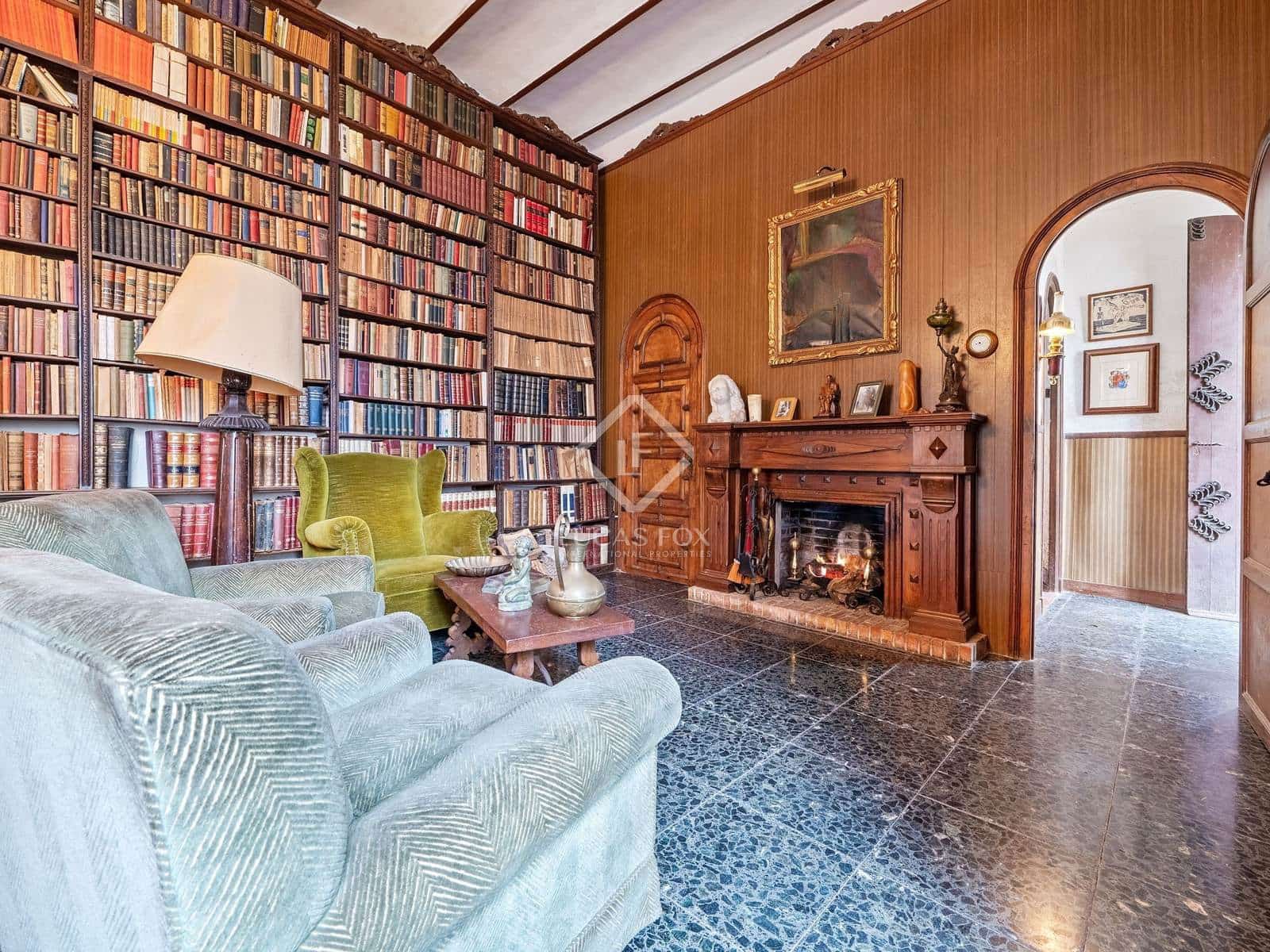 10 bedroom Villa for sale in Vinyols i els Arcs with garage - € 595,000 (Ref: 7898706)