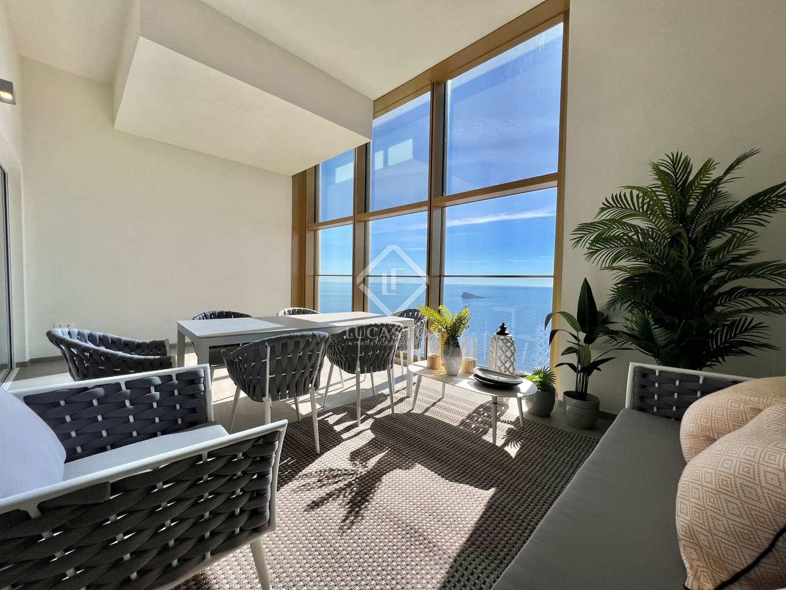 3 soveværelse Lejlighed til salg i Benidorm med swimmingpool garage - € 1.170.000 (Ref: 7898714)