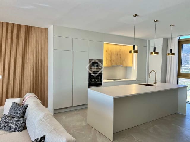 3 soveværelse Lejlighed til salg i Benidorm med swimmingpool garage - € 1.170.000 (Ref: 7898714)