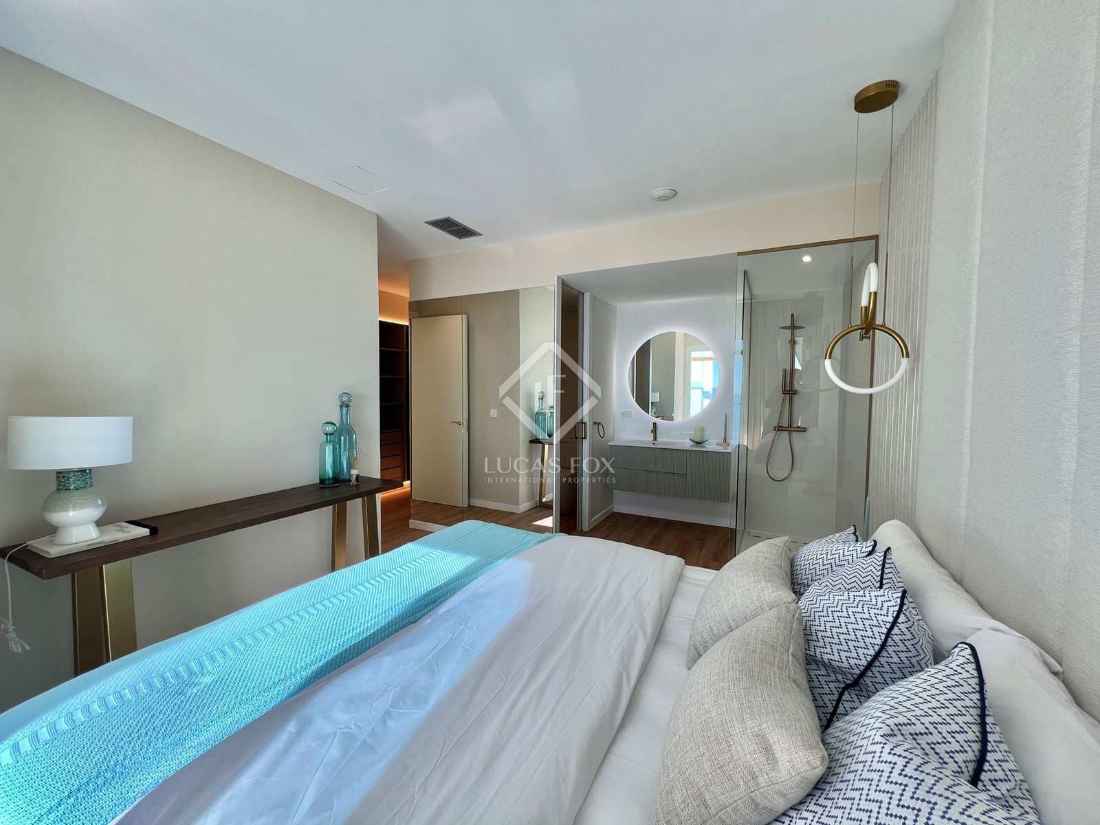 3 soveværelse Lejlighed til salg i Benidorm med swimmingpool garage - € 1.170.000 (Ref: 7898714)