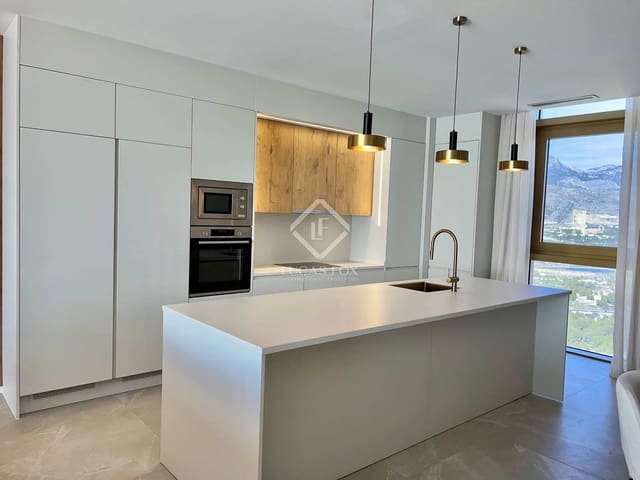 3 soveværelse Lejlighed til salg i Benidorm med swimmingpool garage - € 1.170.000 (Ref: 7898714)