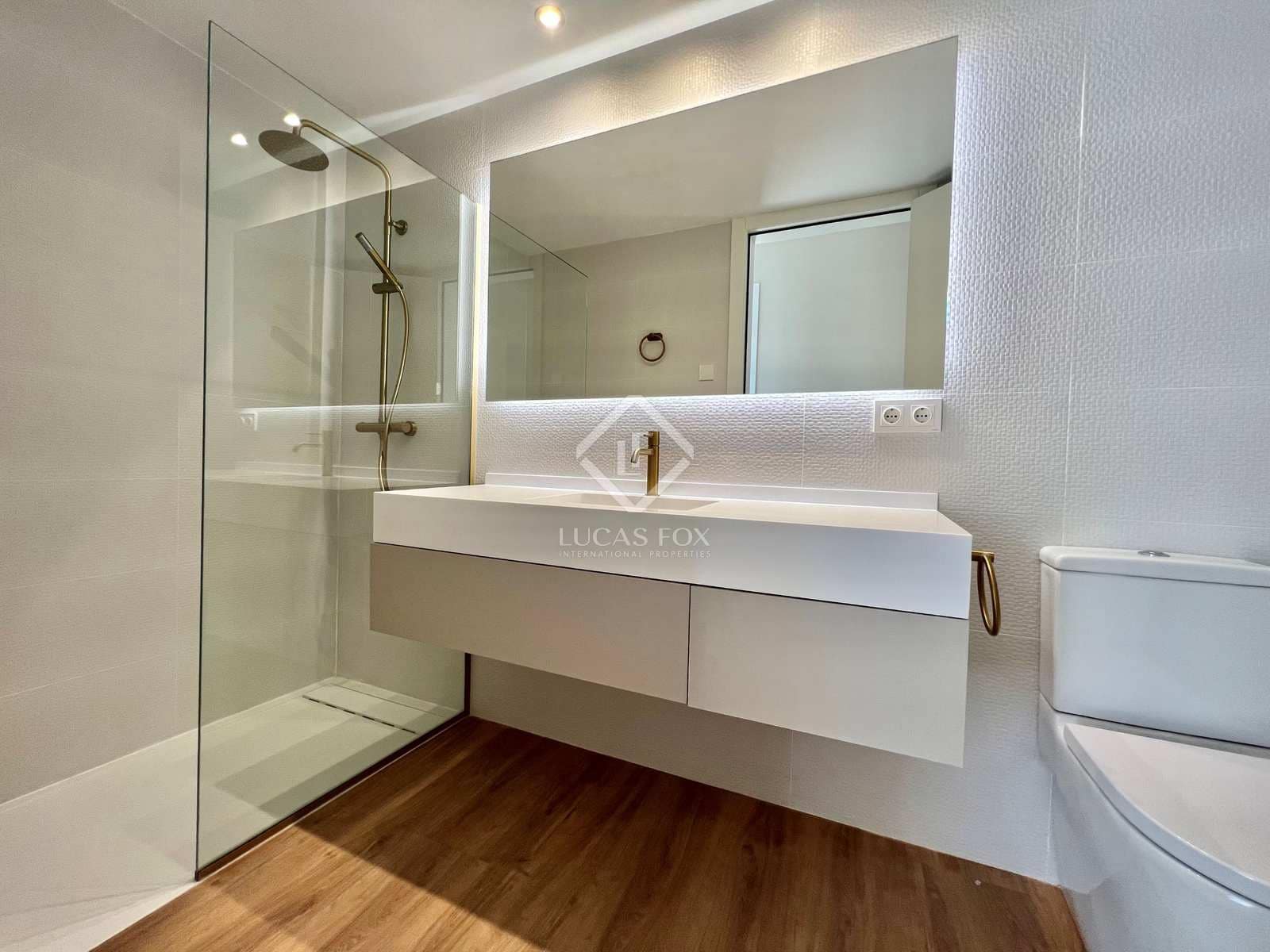 3 soveværelse Lejlighed til salg i Benidorm med swimmingpool garage - € 1.170.000 (Ref: 7898714)