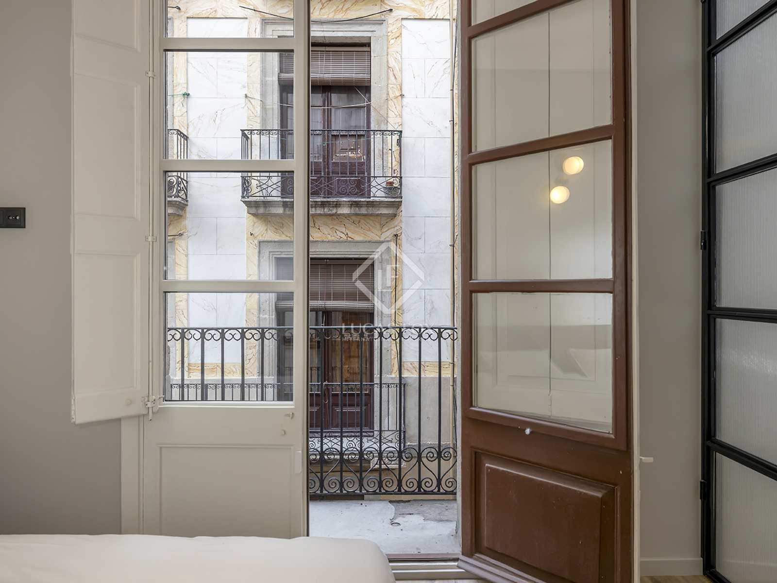 2 sovrum Lägenhet att hyra i Barcelona stad - 2 000 € (Ref: 7898720)