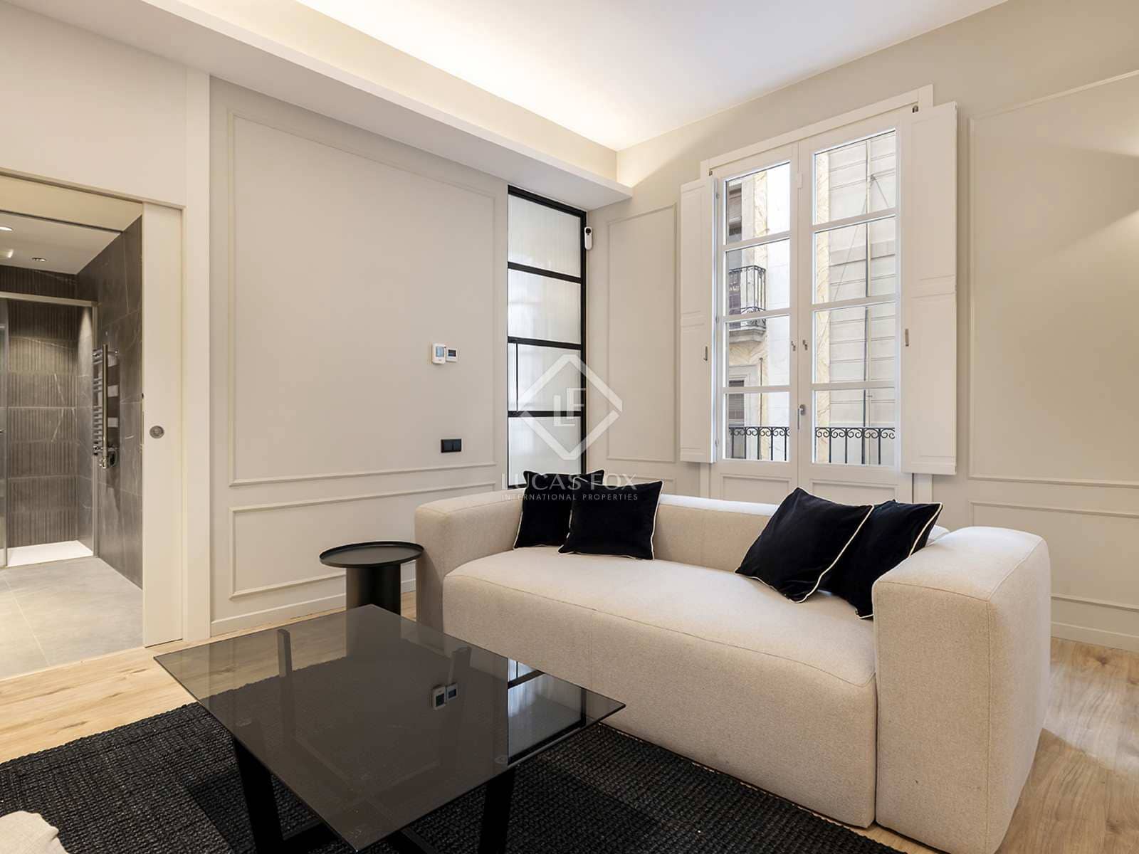 2 sovrum Lägenhet att hyra i Barcelona stad - 2 000 € (Ref: 7898720)