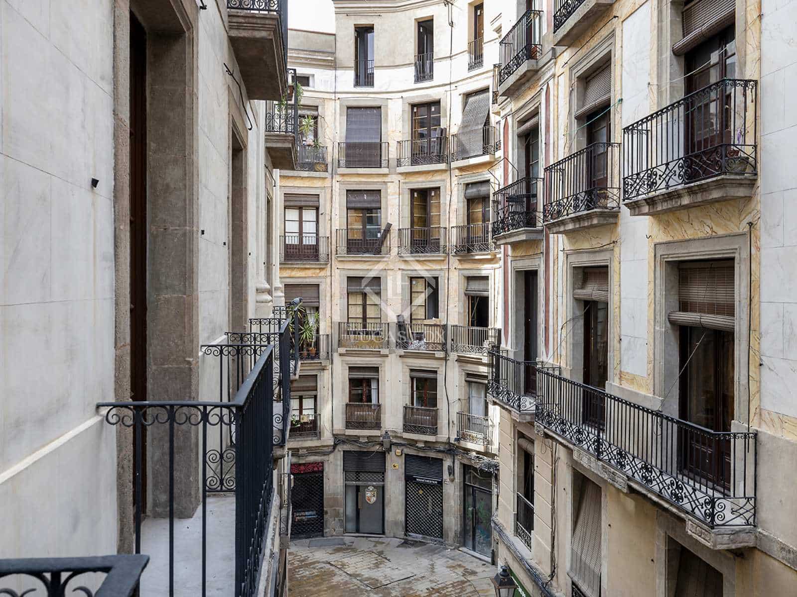 2 sovrum Lägenhet att hyra i Barcelona stad - 2 000 € (Ref: 7898720)