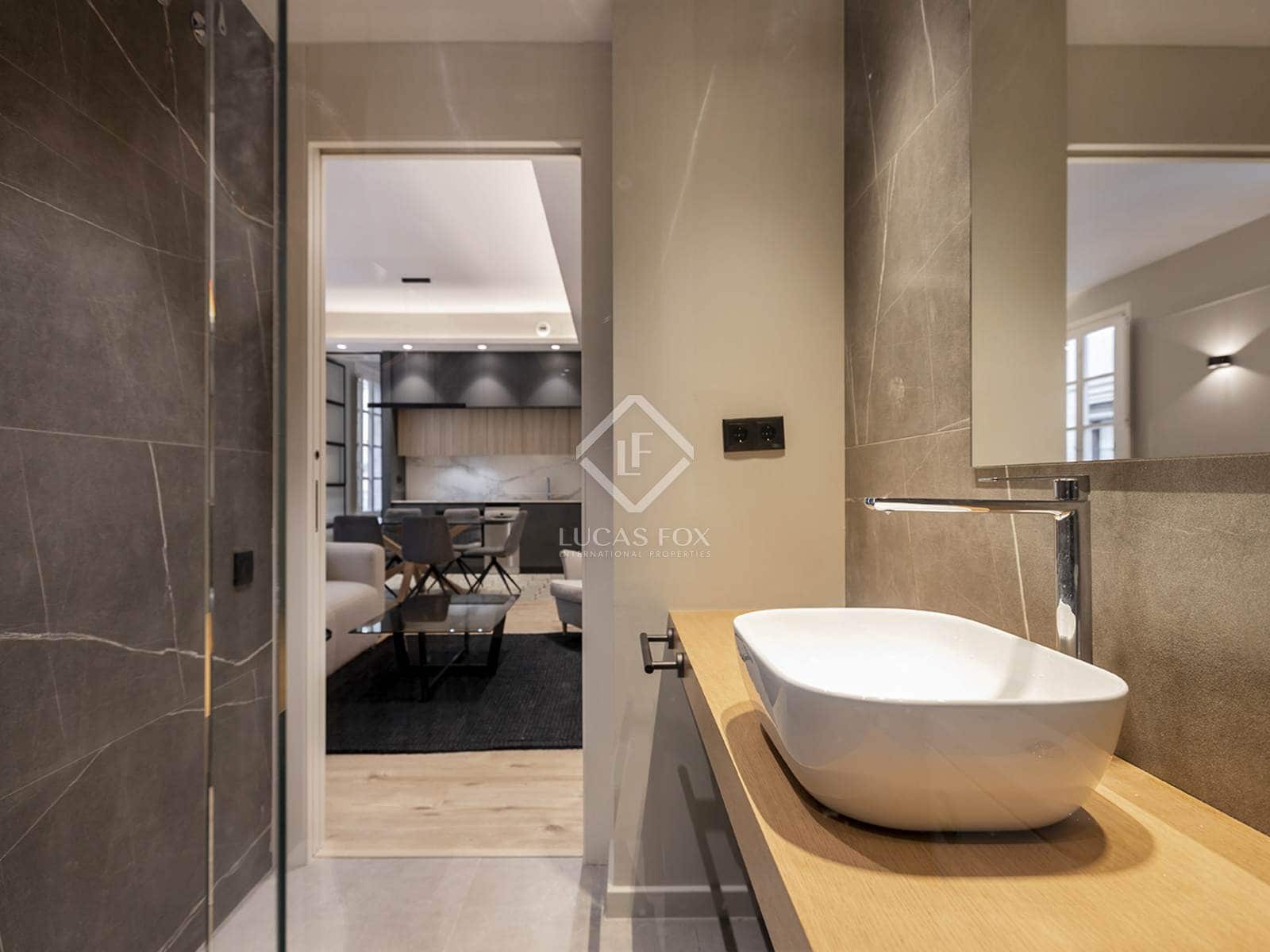 2 sovrum Lägenhet att hyra i Barcelona stad - 2 000 € (Ref: 7898720)
