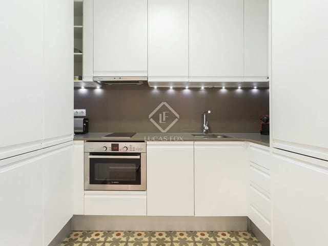 1 slaapkamer Appartement te huur in Barcelona stad - € 2.000 (Ref: 7898722)