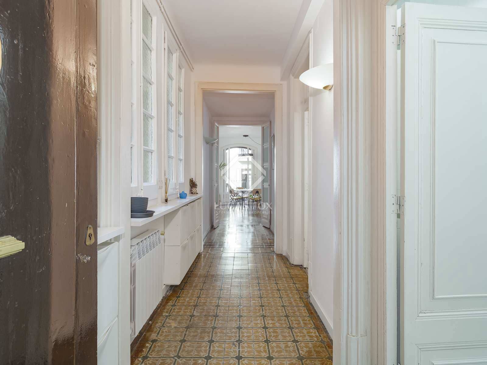 3 bedroom Apartment for rent in Barcelona city - € 1,900 (Ref: 7898723)