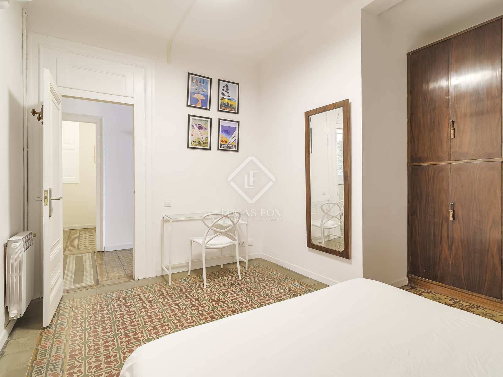 3 bedroom Apartment for rent in Barcelona city - € 1,900 (Ref: 7898723)