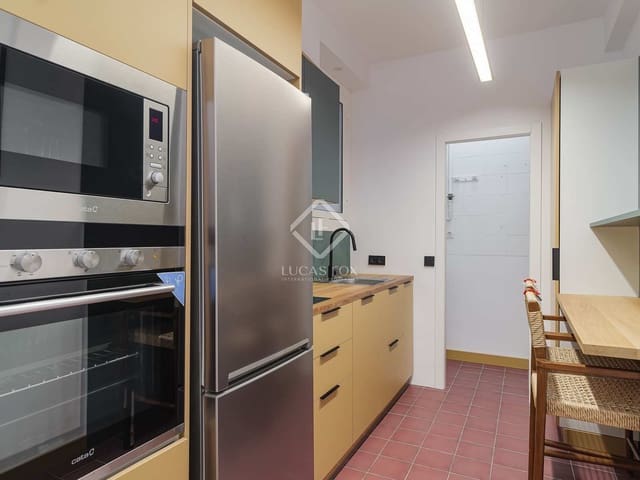 3 slaapkamer Appartement te huur in Barcelona stad - € 1.900 (Ref: 7898723)