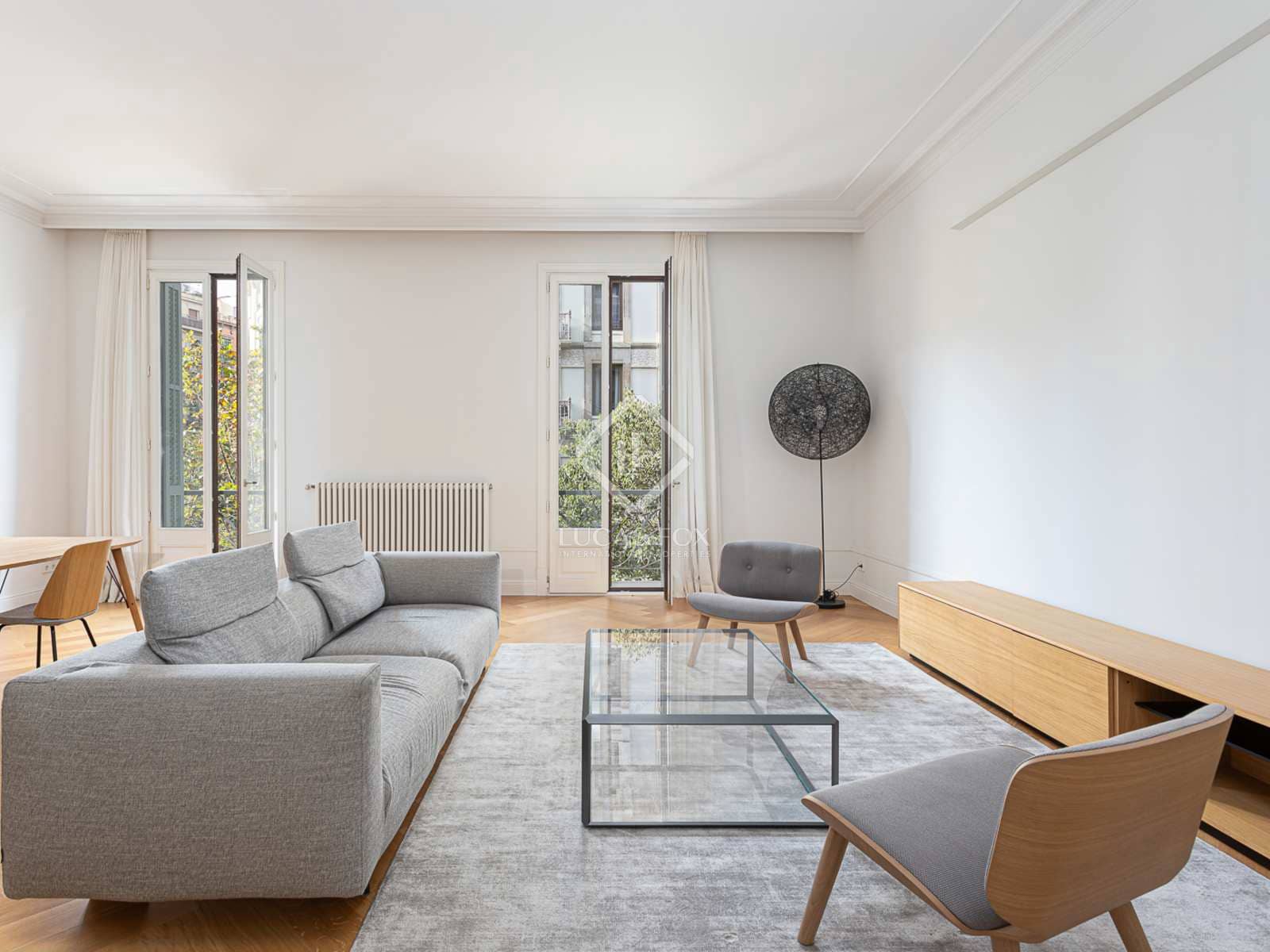 3 bedroom Apartment for rent in Barcelona city with pool - € 9,000 (Ref: 7898731)