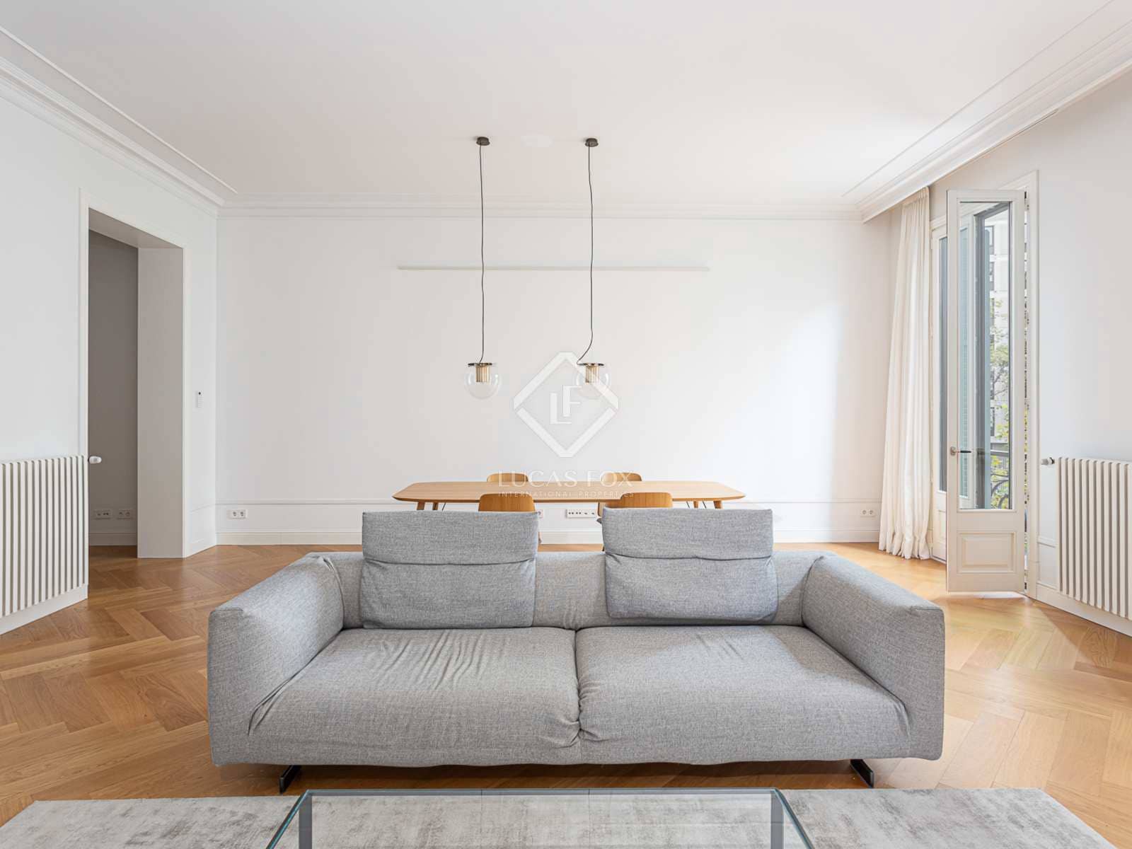 3 bedroom Apartment for rent in Barcelona city with pool - € 9,000 (Ref: 7898731)