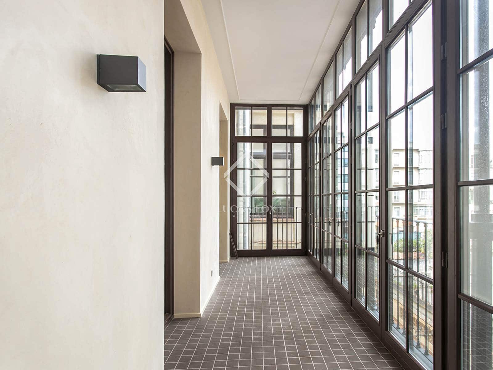 3 bedroom Apartment for rent in Barcelona city with pool - € 9,000 (Ref: 7898731)