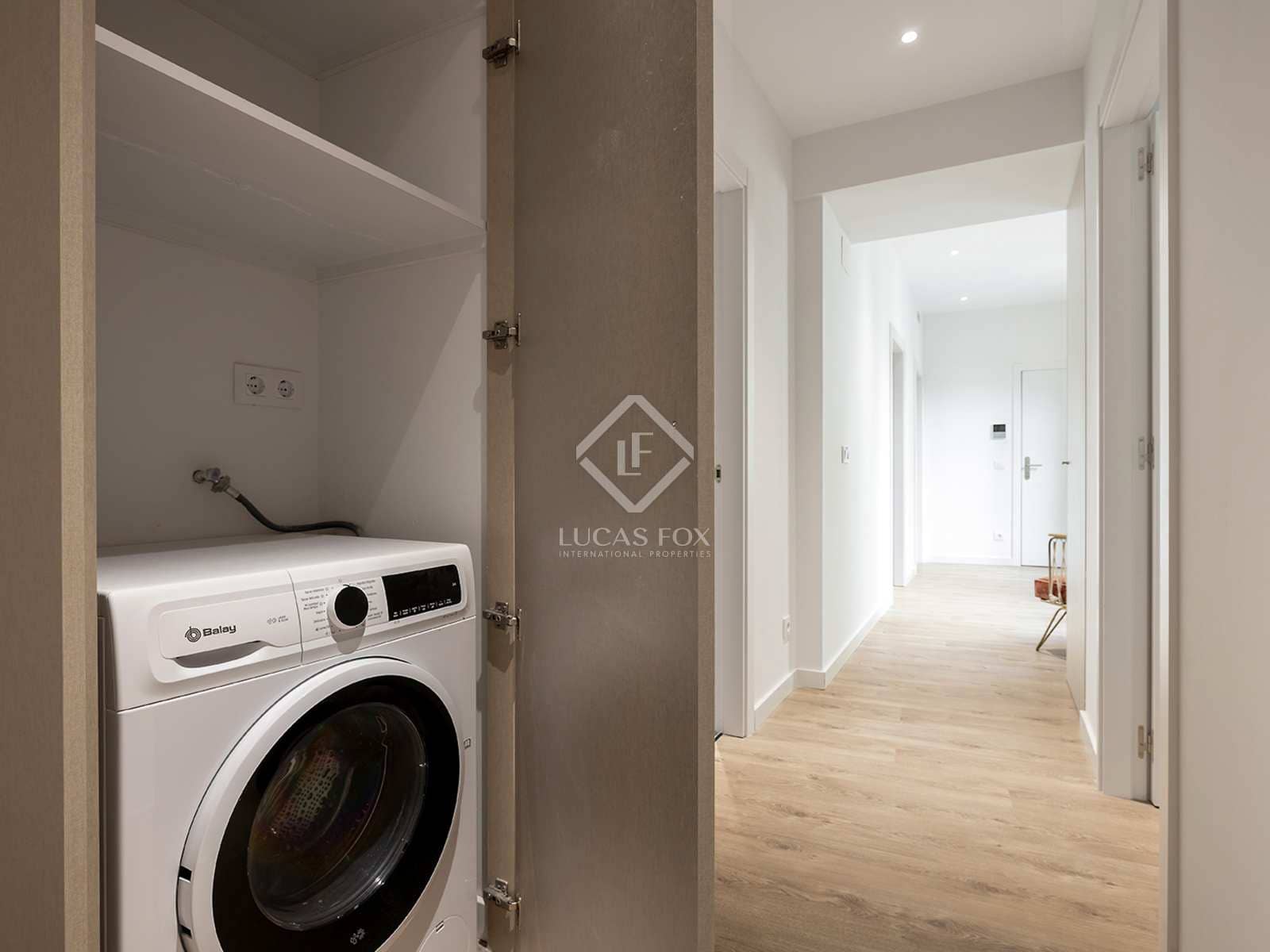 Appartement de 3 chambres à louer à Barcelone ville - 3 100 € (Ref: 7898733)