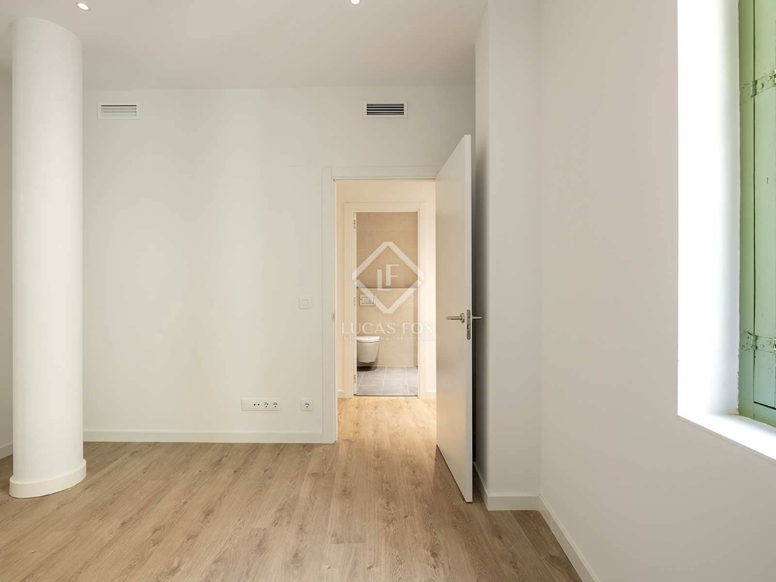 Appartement de 3 chambres à louer à Barcelone ville - 3 100 € (Ref: 7898733)