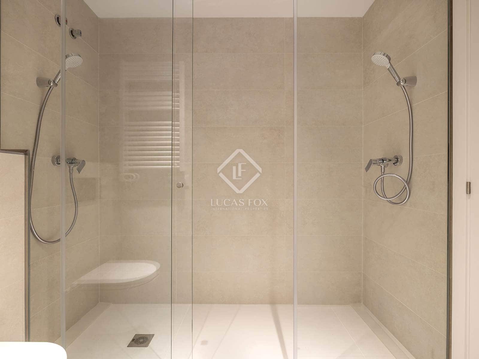 Appartement de 3 chambres à louer à Barcelone ville - 3 100 € (Ref: 7898733)